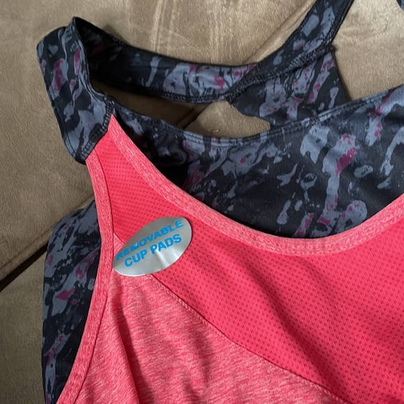 Marika Tek singlet with attached sports bra - Picture 4 of 10